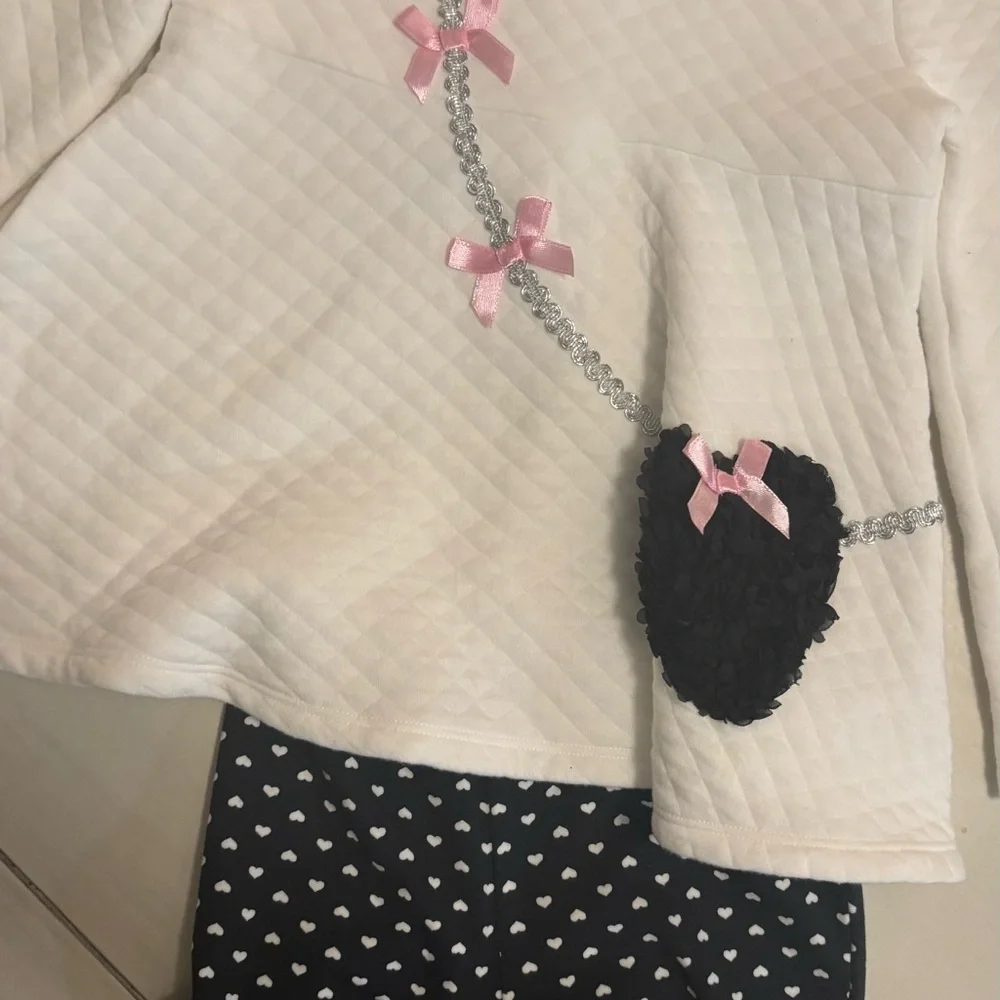 Kids Headquarters Girls Size 5 Outfit Set – Tunic Top & Heart Leggings